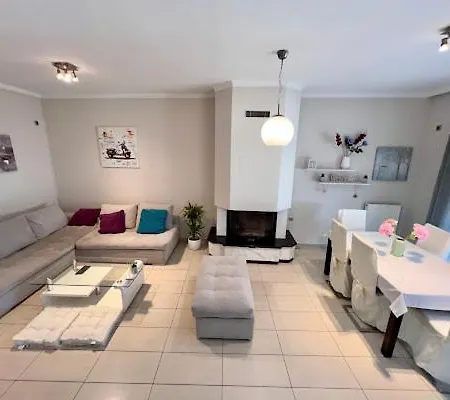 In Quiet Neighborhood Near Sandy *