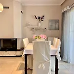 Apartman In Quiet Neighborhood Near Sandy *