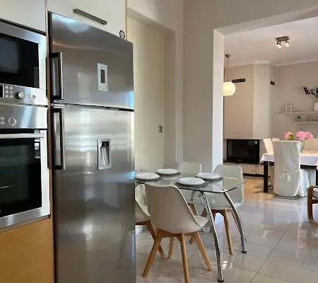 In Quiet Neighborhood Near Sandy דירה חאניה