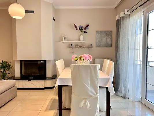 Apartment In Quiet Neighborhood Near Sandy *