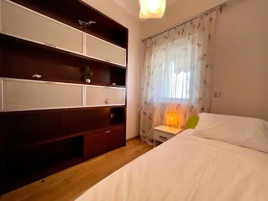 Apartment In Quiet Neighborhood Near Sandy Chania (Crete)