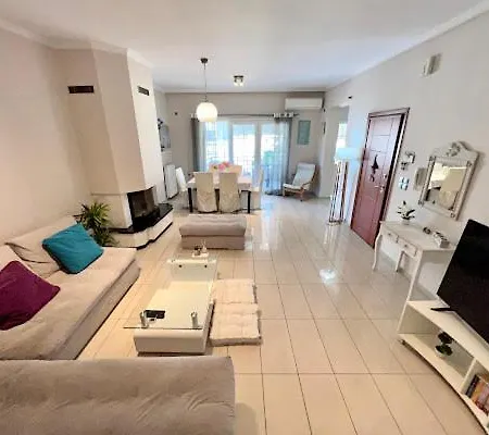 In Quiet Neighborhood Near Sandy *