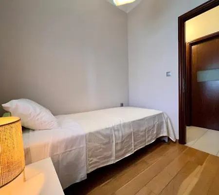 In Quiet Neighborhood Near Sandy Appartamento *